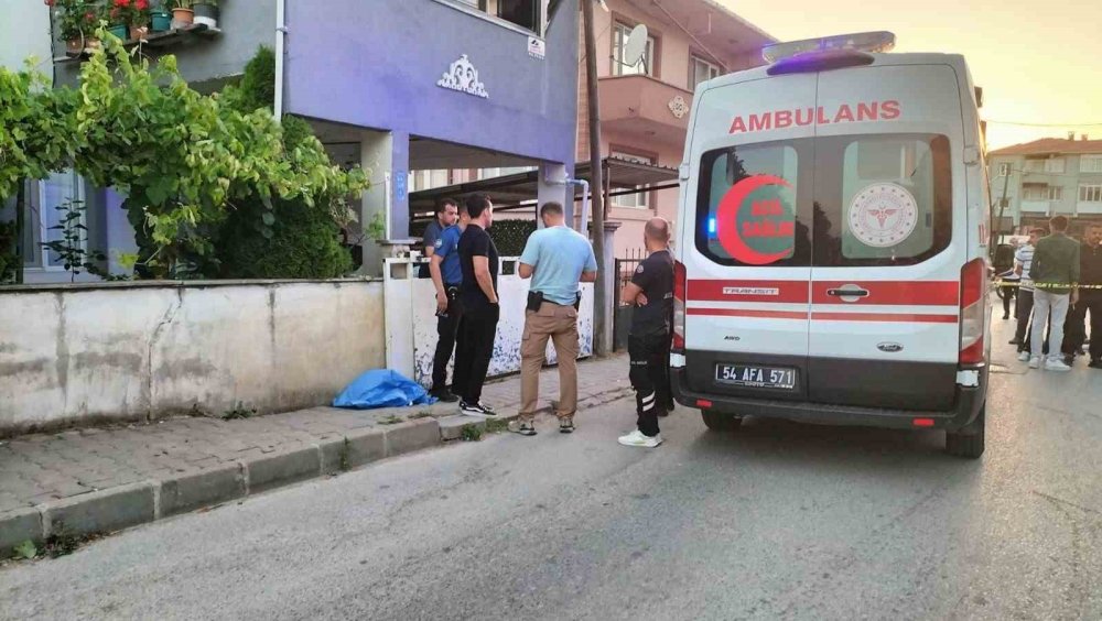 Husumetlisi Tarafından Kurşun Yağmuruna Tutuldu