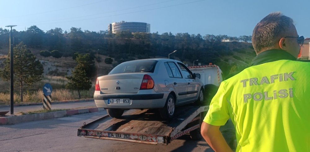 Meydana Gelen Trafik Kazasında 6 Kişi Yaralandı