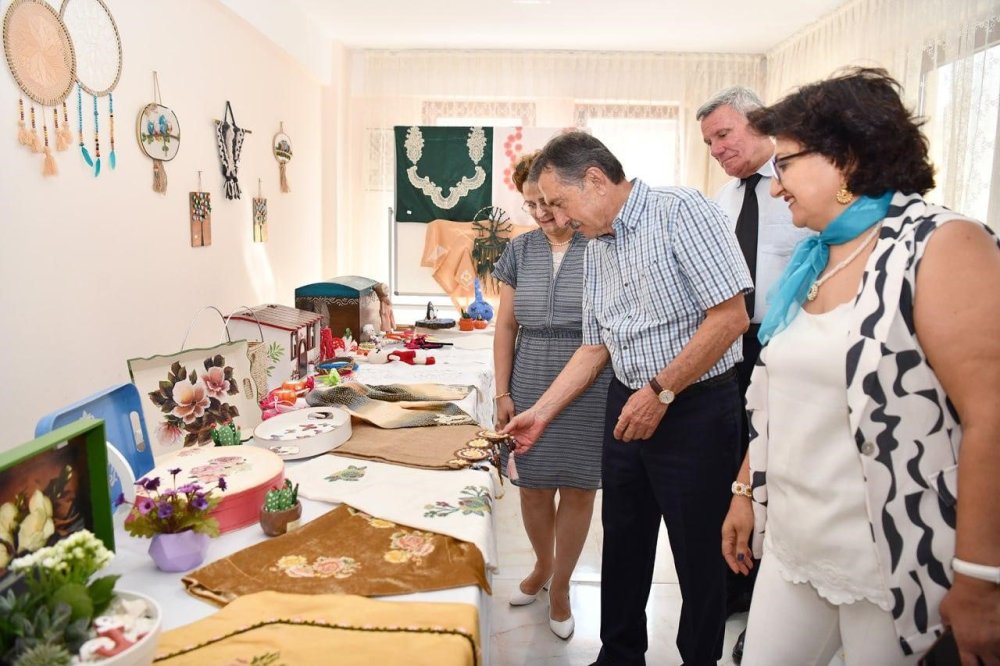 ’El Emeği Ve Göz Nuru Sergisi’ Yoğun İlgi Gördü