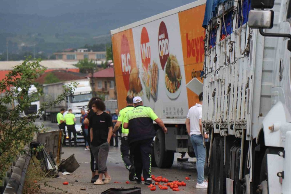 Zincirleme Trafik Kazası