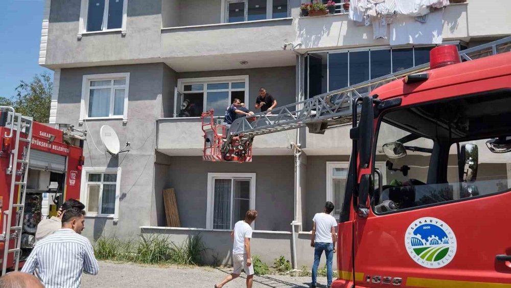 Dumandan Etkilenen Şahsı Ekipler Kurtardı