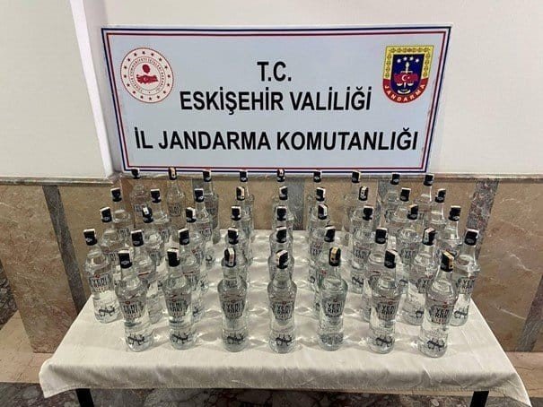 Jandarma Ekipleri 43 Litre Sahte İçki Ele Geçirdi