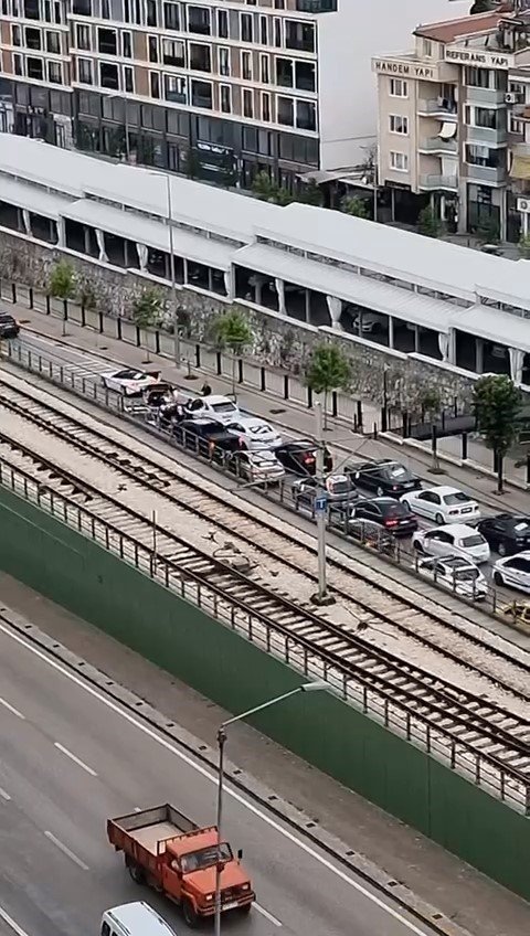 Düğün Konvoyunda Trafiği Kapatan Araçlara Ceza Yağdı