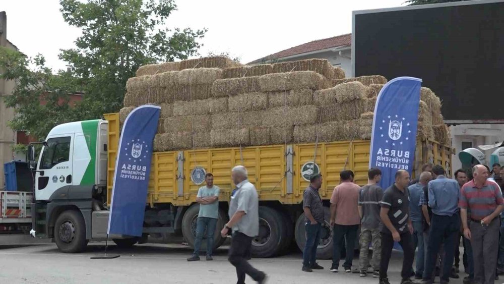 Büyükşehirden Çiftçiye Destek