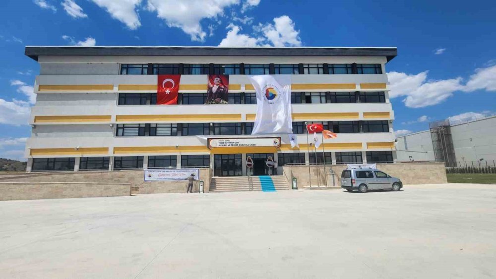 Kütahya Osb Mesleki Ve Teknik Anadolu Lisesi Eğitim Öğretime Açıldı