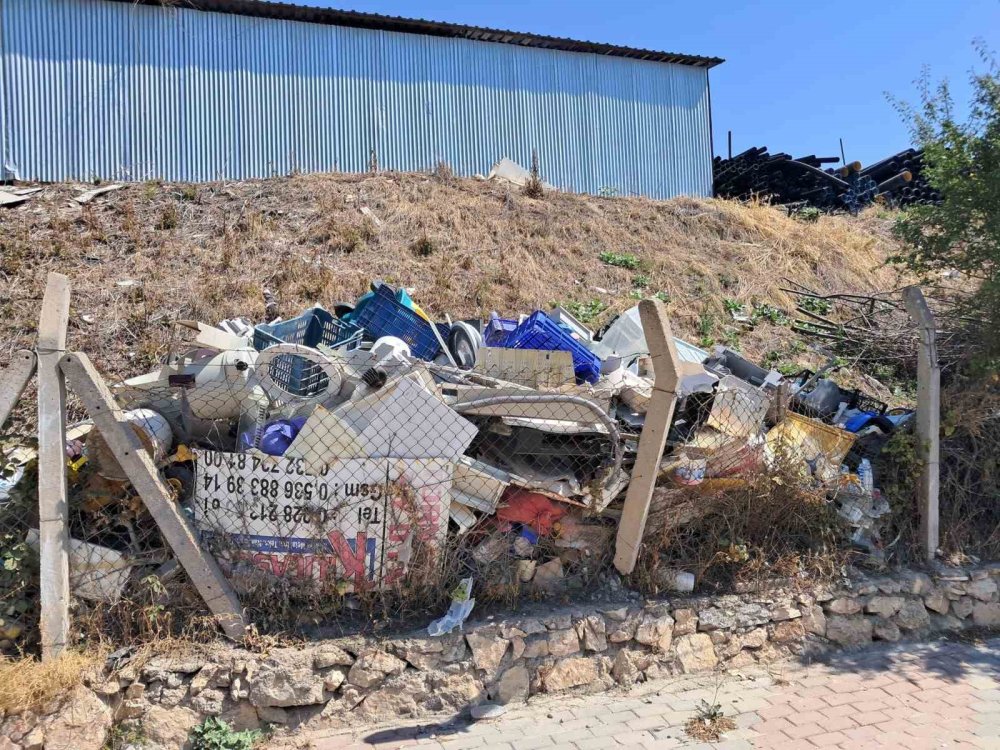 Zabıta Sanayi Esnafına Ceza Yağdırdı