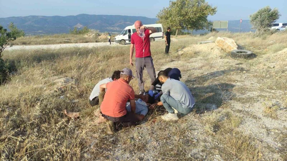 Kontrolden Çıkan Motosiklet Kayalıklara Uçtu: 2 Yaralı