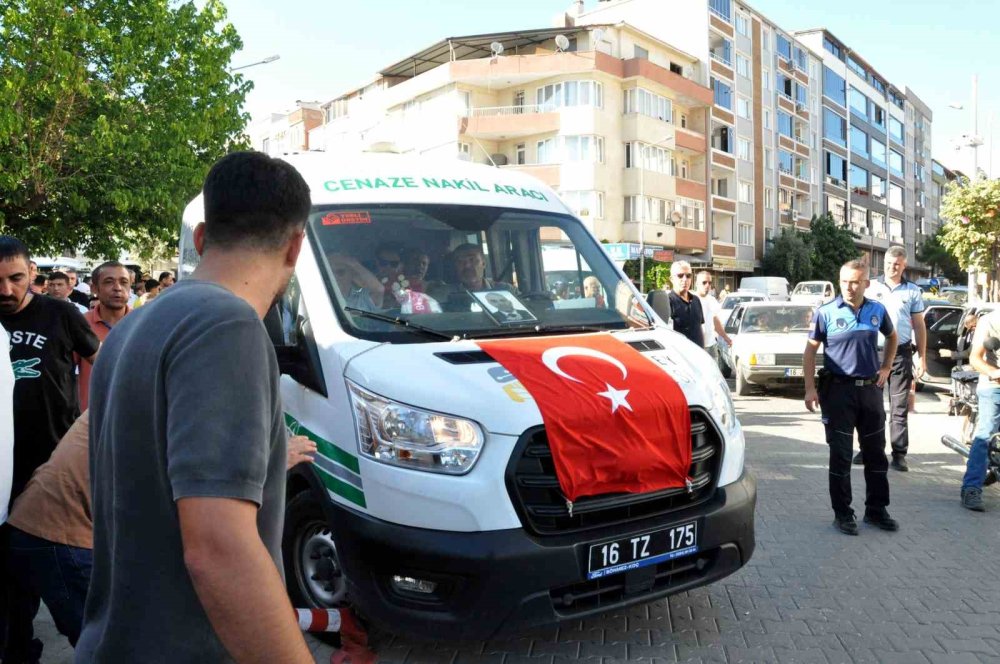 Kalp Krizi Geçiren Belediye Başkan Yardımcısı Son Yolculuğuna Uğurlandı