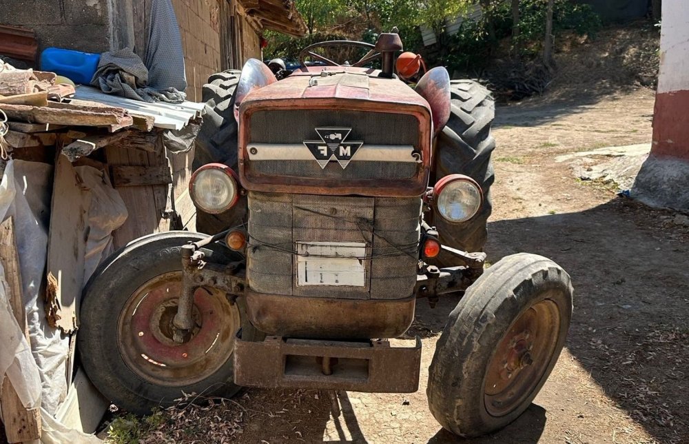 Traktörün Altında Kalan Adam Hayatını Kaybetti