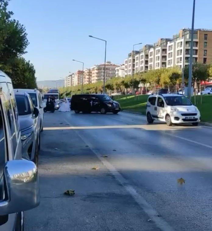 Düğün Konvoyu Terörü Polisi Harekete Geçirdi, Sürücülere Ceza Yağdı