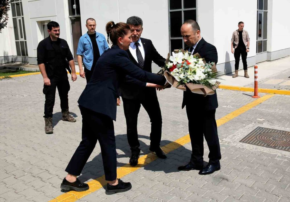 Emniyet Müdürü Düzenlenen Törenle Görevine Başladı