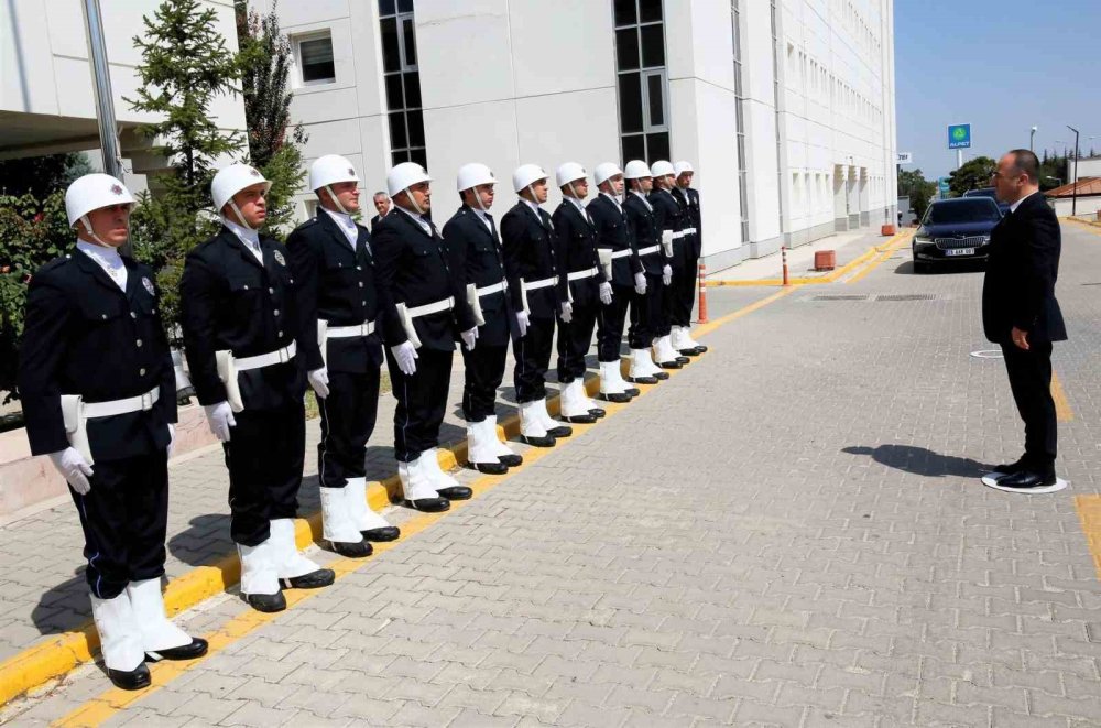 Emniyet Müdürü Düzenlenen Törenle Görevine Başladı