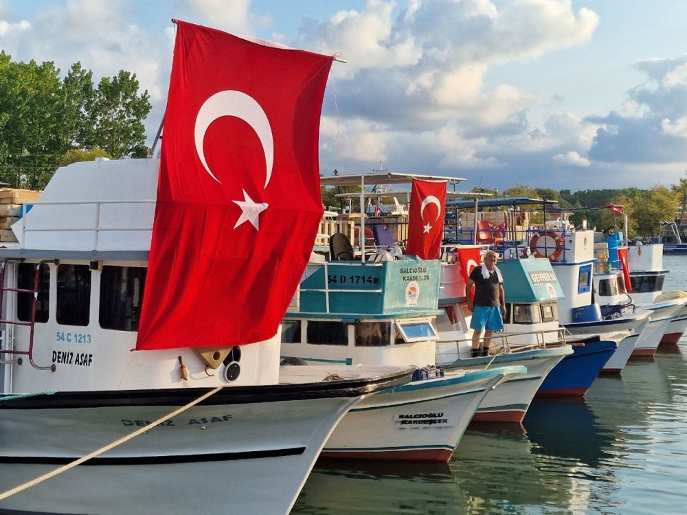 Balıkçılar Törenle ‘Vira Bismillah’ Dedi