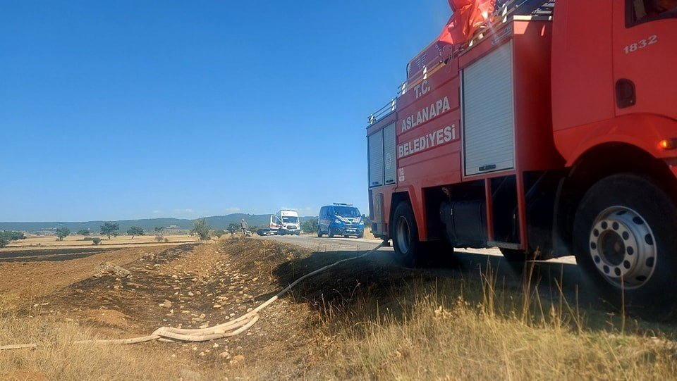 Ormana Sıçrayan Anız Yangını Büyümeden Söndürüldü