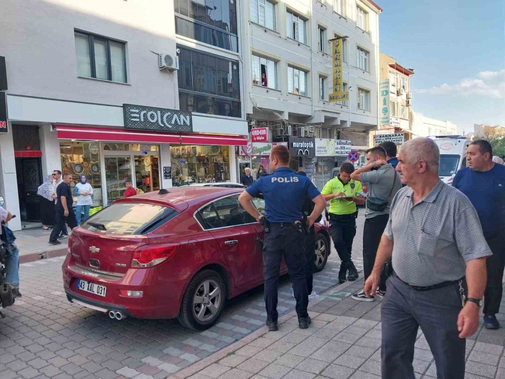 Trafik Kazası: 2 Yaralı