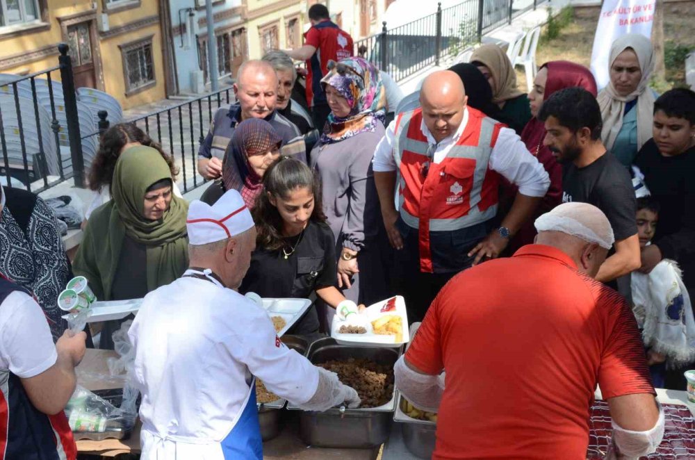 25 Çocuğa Sünnet Şöleni Yapıldı