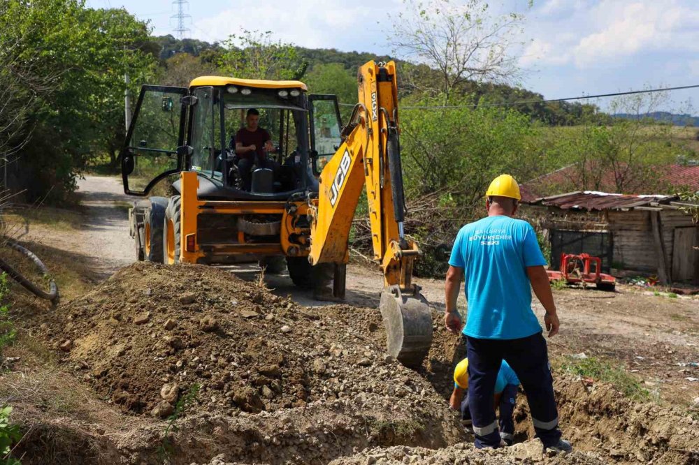 Altyapı Çalışmaları Aralıksız Devam Ediyor