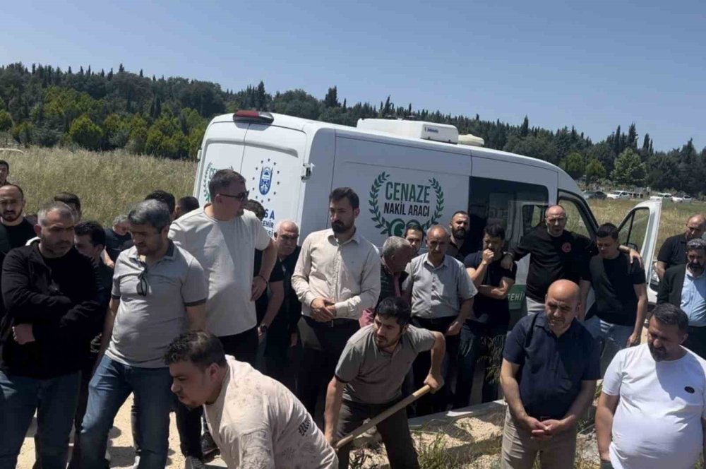 Yürüyerek Gittiği Hastanede Hayatını Kaybeden Yüsra’nın Otopsi Raporu Çıktı