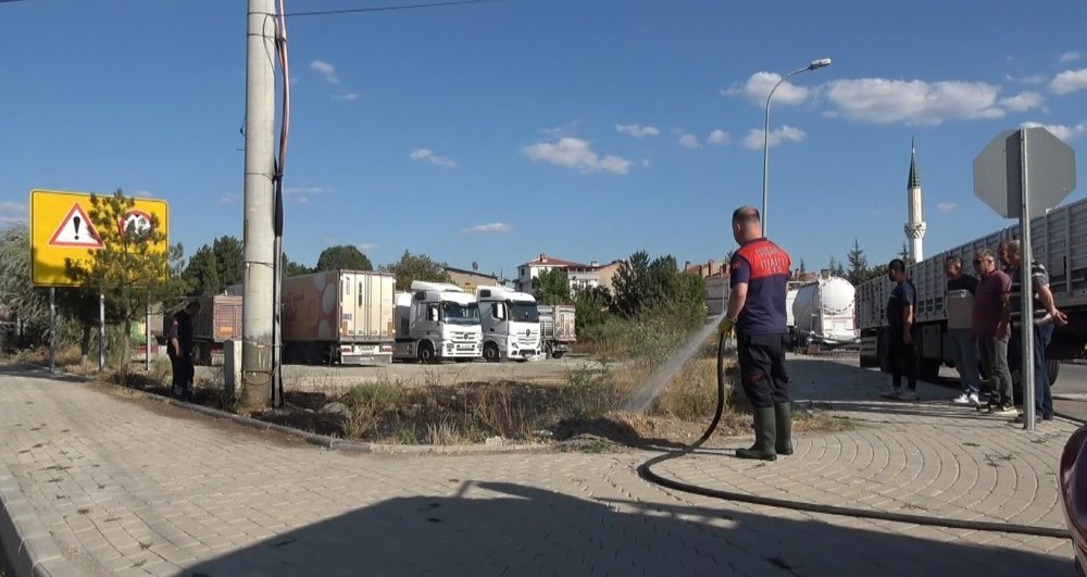 Elektrik Direğinde Yangın