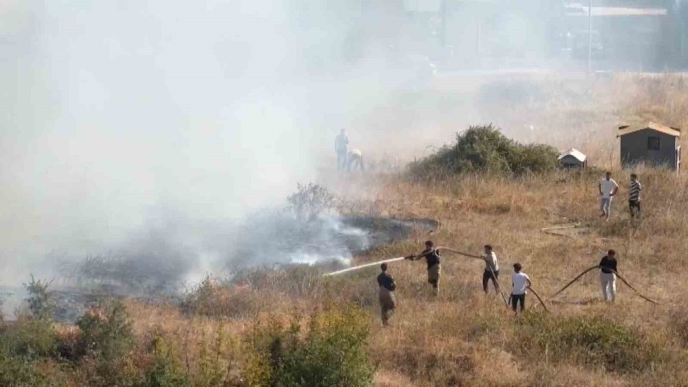 Çocukların Torpille Eğlencesi Yangına Neden Oldu