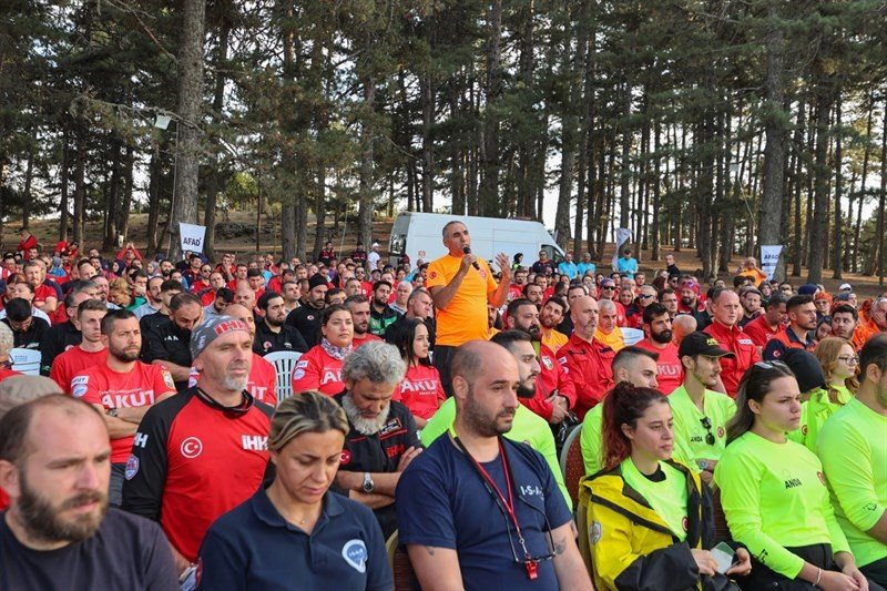 10 İlin 700 Afad Personeli Uludağ’da Buluştu