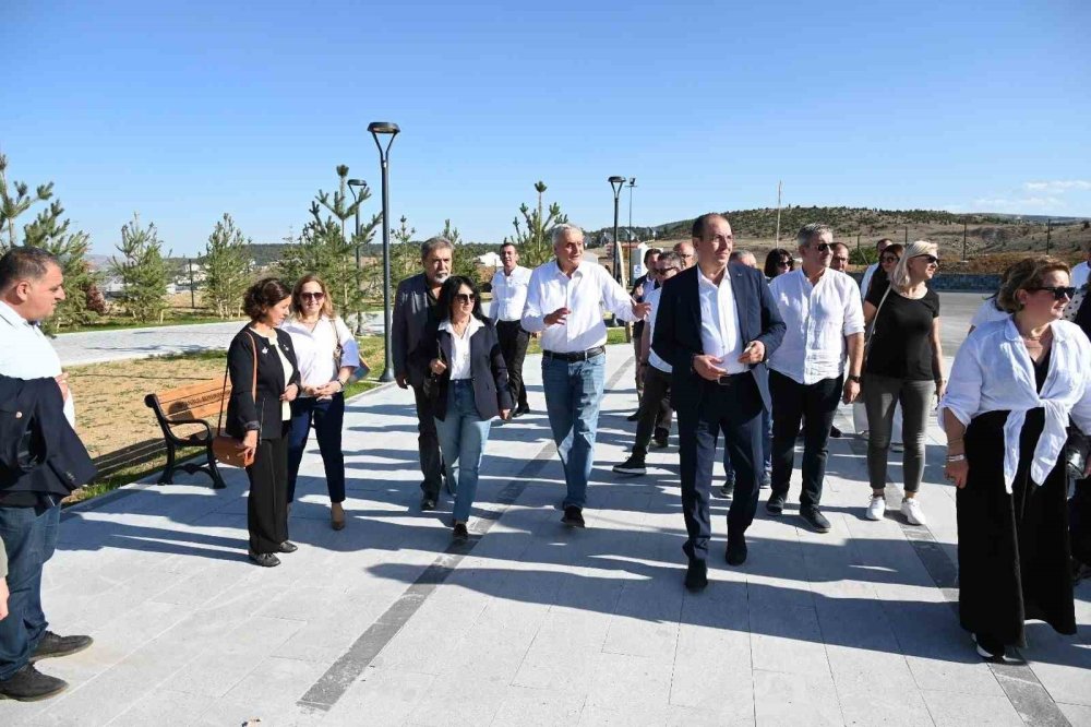 Başkan Bakkalcıoğlu İl Başkanlarını Bozüyük'te Ağırladı