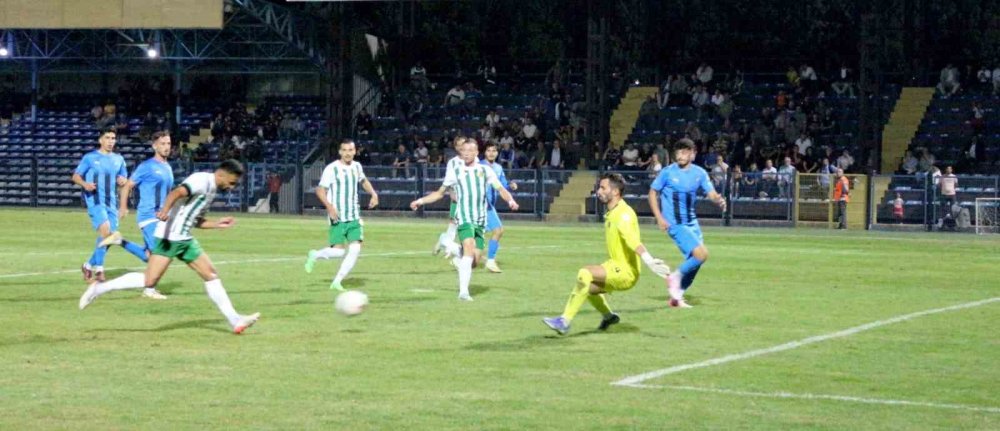 Karacabey Belediyespor: 1 - Serik Belediyespor: 2