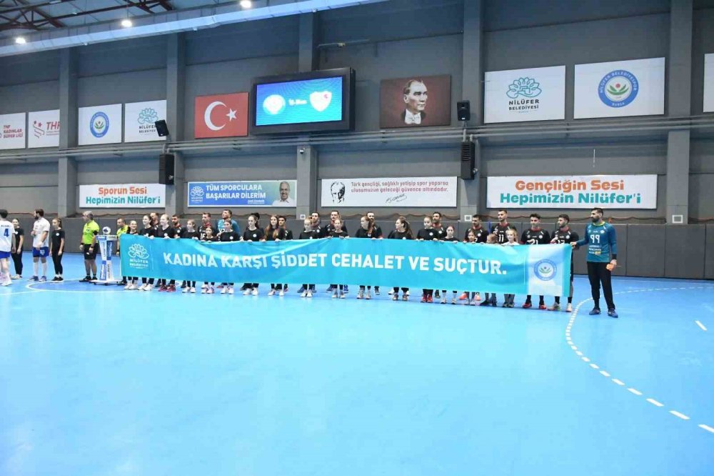 Nilüfer Belediyespor Liderlik Yarışını Sürdürüyor