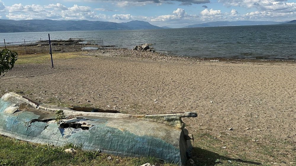 İznik Gölü'nde  Kuraklık Tehlikesi