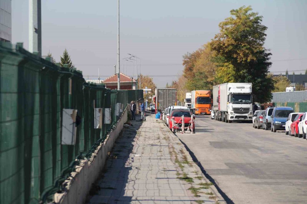 Şüpheli Paketten Poşet Çıktı