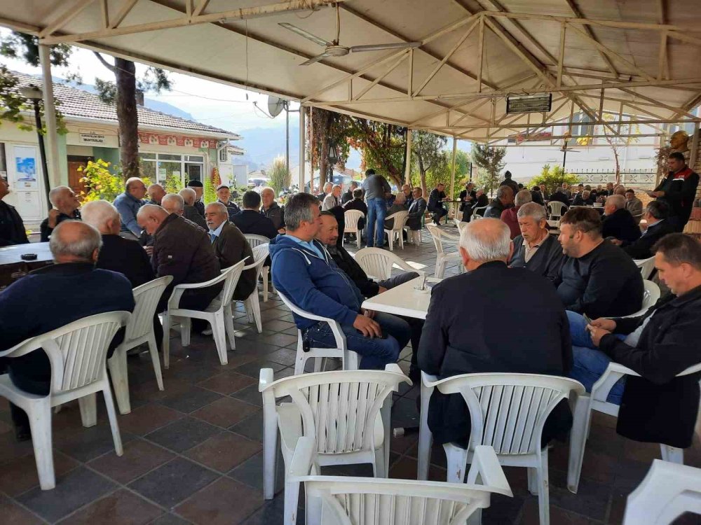 42 Mahallede Eş Zamanlı Çiftçi Toplantısı Yapıldı