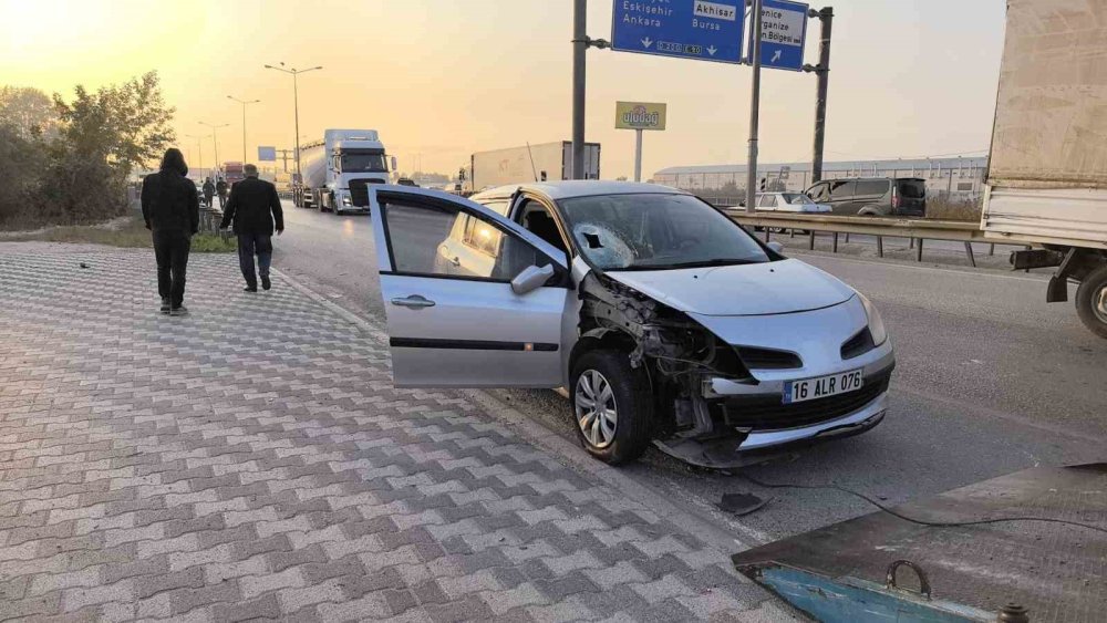 Otomobilin Çarptığı Adam Hayatını Kaybetti