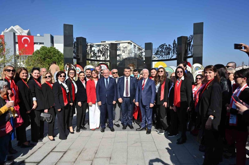 101’inci Yıl Coşkusu Yaşandı