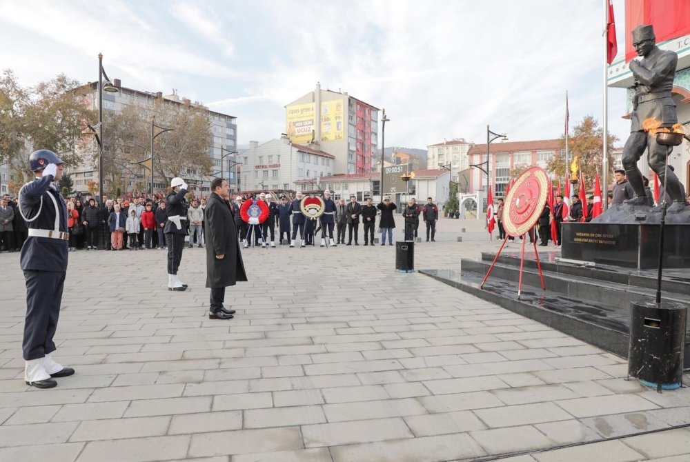 10 Kasım Atatürk’ü Anma Günü