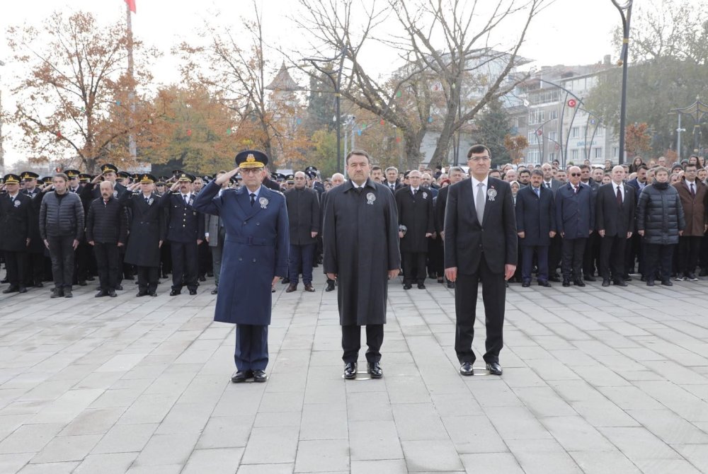 10 Kasım Atatürk’ü Anma Günü