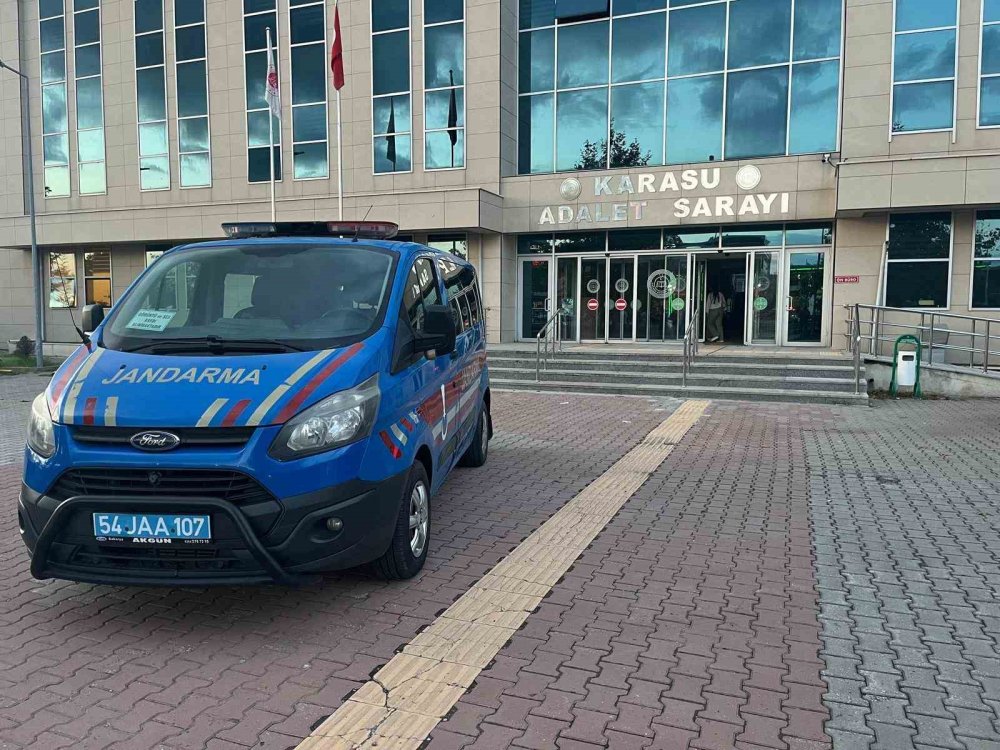 18 Ayrı Suçtan Aranması 42 Yıl Hapis Cezası Olan Şahıs Yakalandı