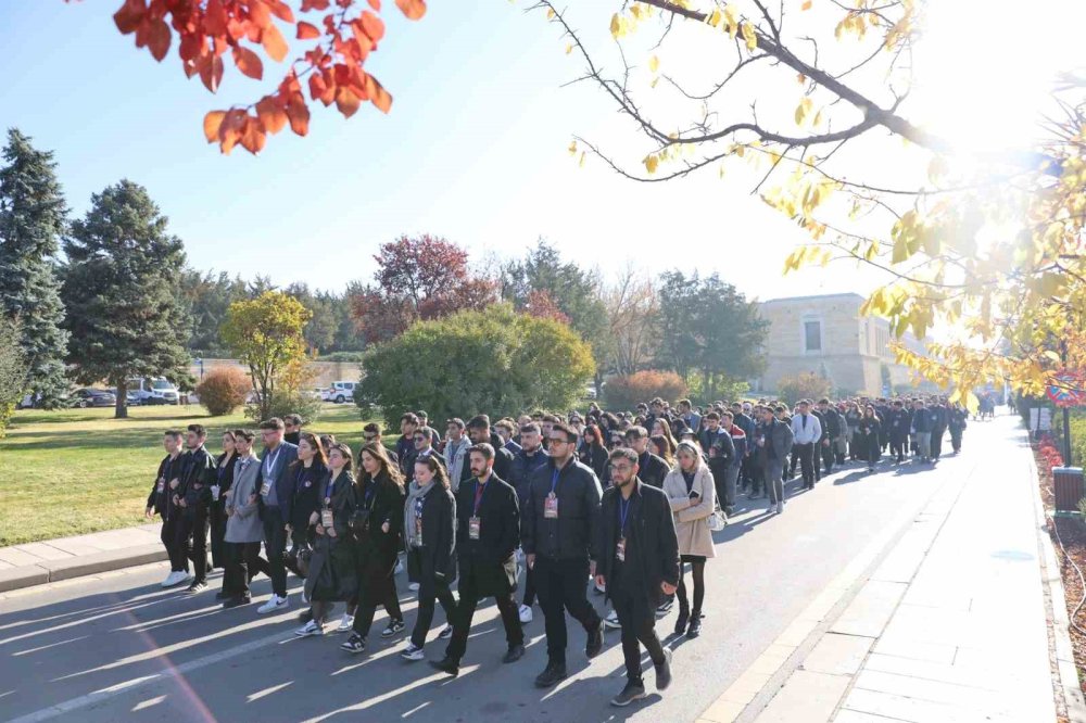 550 Genç, Anıtkabir’de