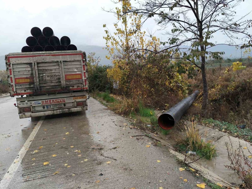 Tırın Dorsesinden Düşen Şahıs Ağır Yaralandı