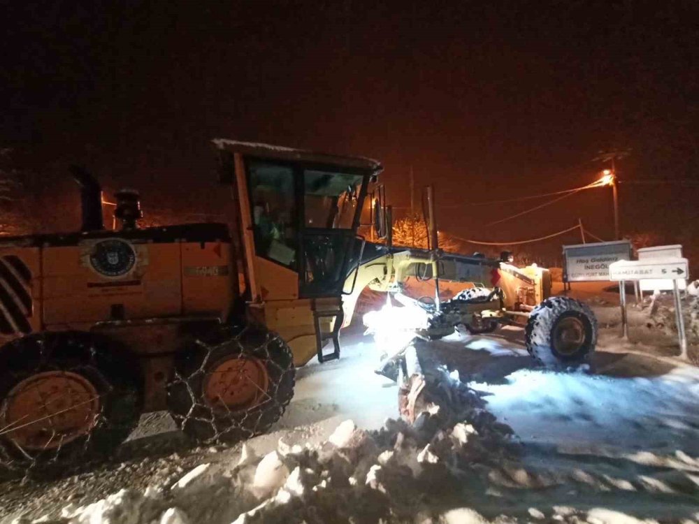 Mahalle Yolları Ulaşıma Açıldı