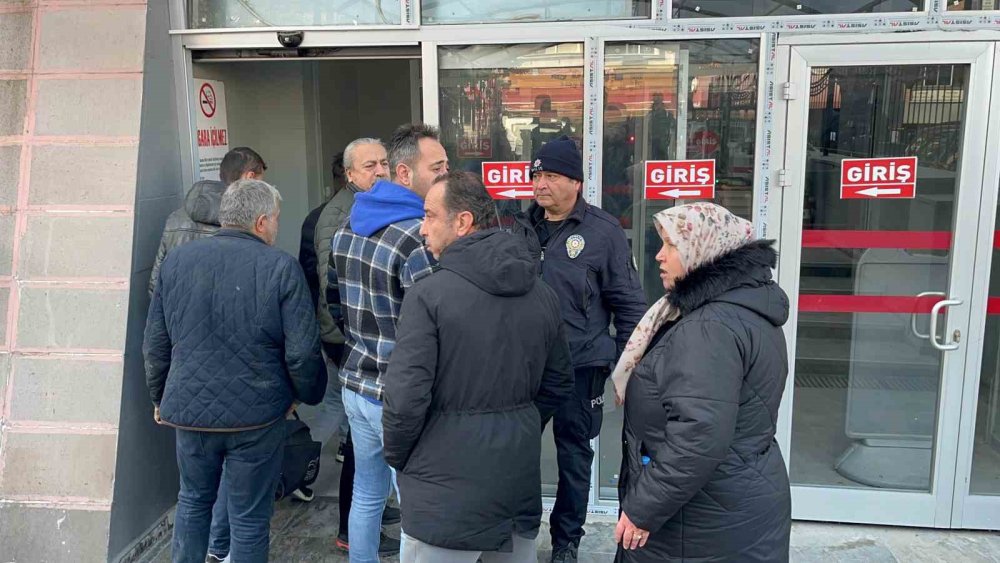 Cinayet Şüphelisi Gözyaşları İçinde Adliyeye Sevk Edildi