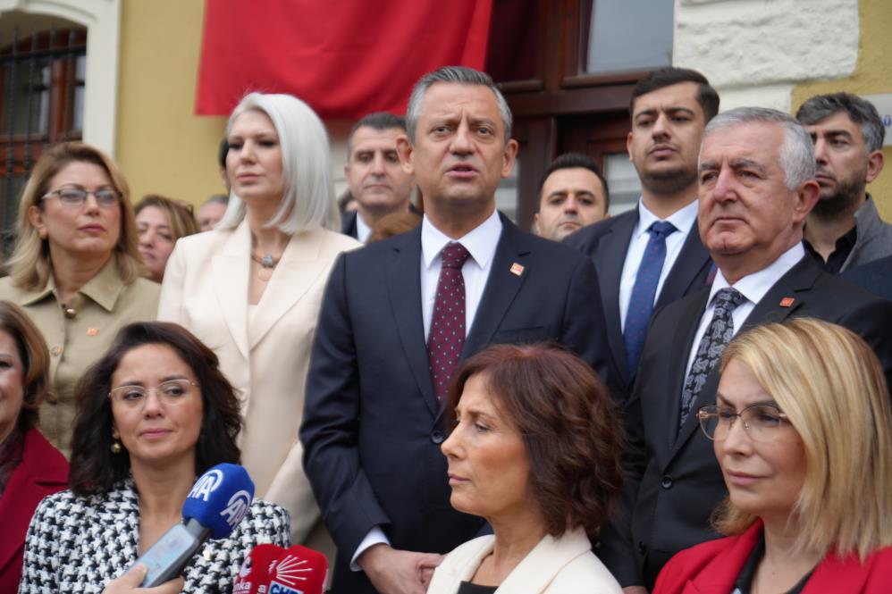 chp-genel-baskani-ozgur-ozel-bilecikte2.jpg