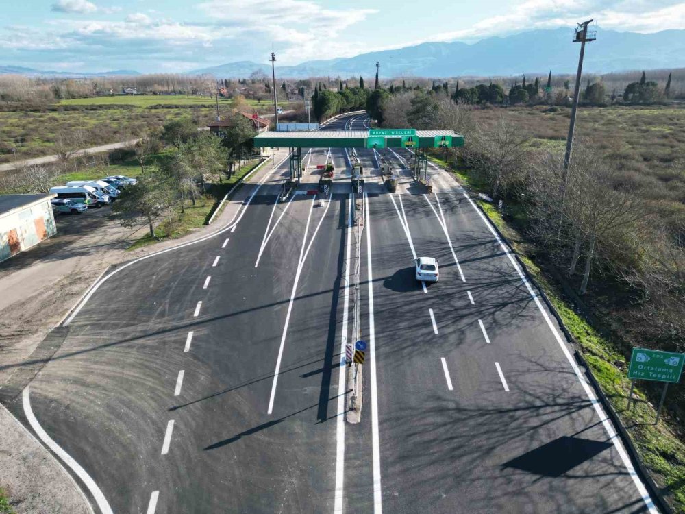 Bakım Ve Onarımı Tamamlandı, Otoyolun Gişeler Kullanıma Açıldı