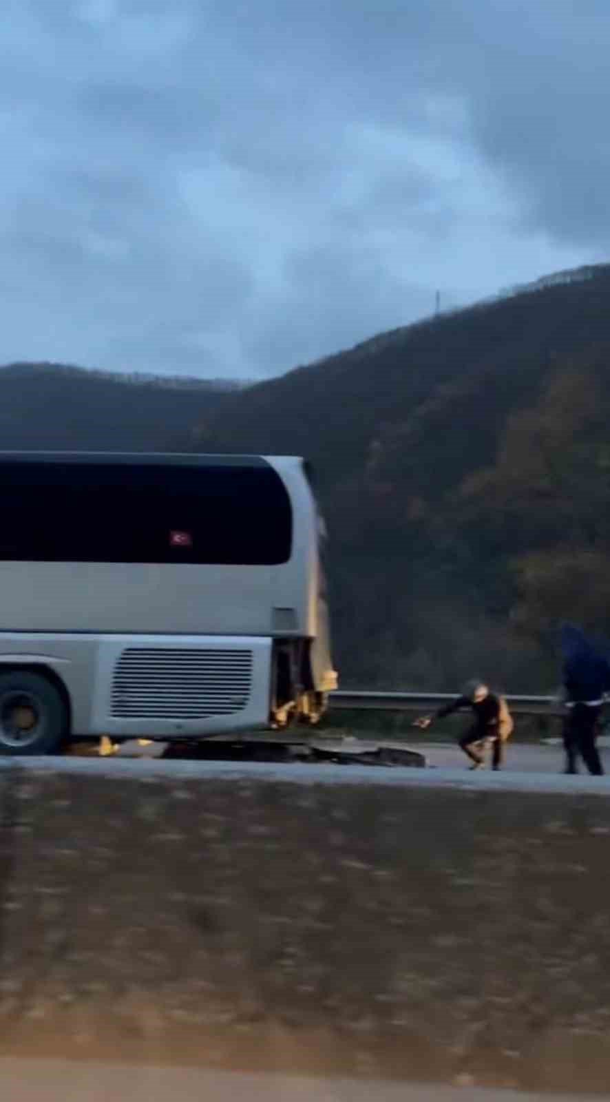 6 Araçlı Zincirleme Kaza: 15 Hafif Yaralı