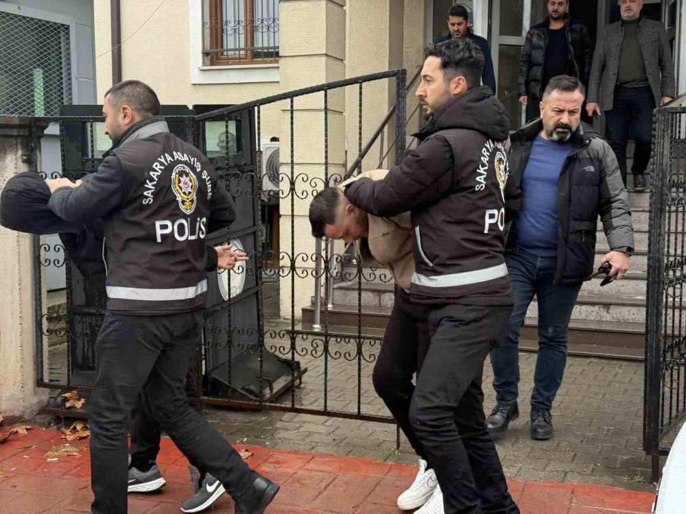 112 Acil Personelini Vuran Şüpheliler Adliyede