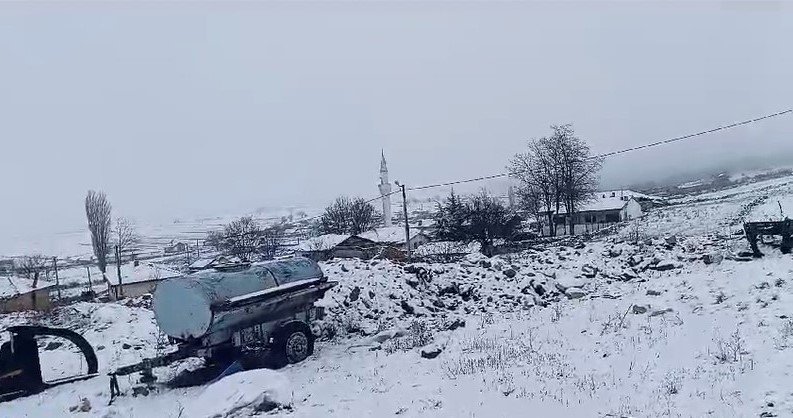 Kent Beyaza Büründü