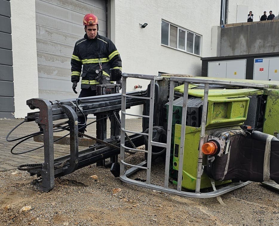 Forkliftin Altında Kalan Operatör Hayatını Kaybetti