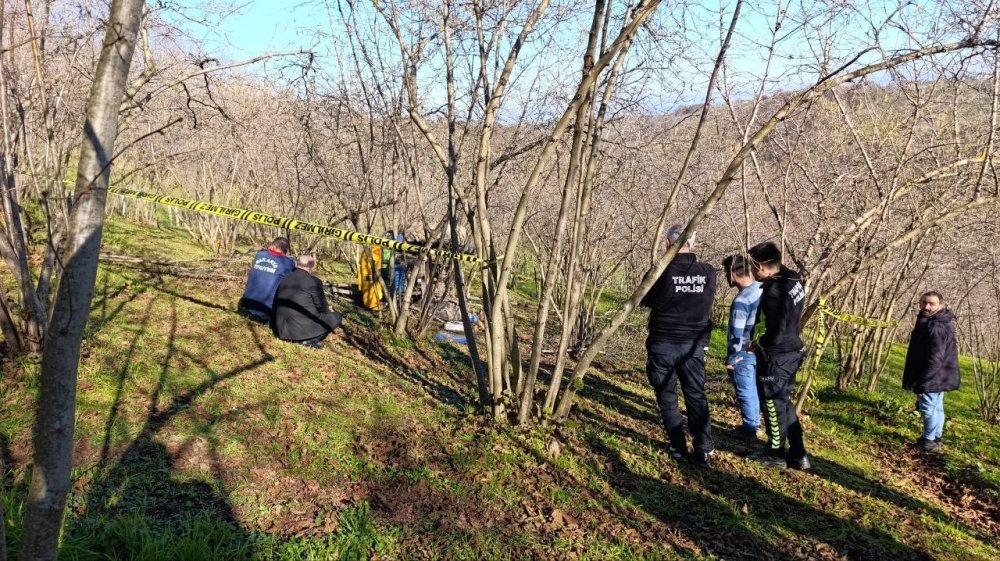 Devrilen Traktörün Altında Kalan Sürücü Hayatını Kaybetti