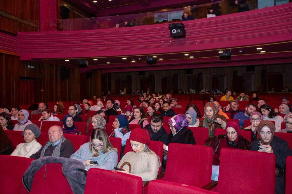 Vatandaşlar Her Pazar Tayyare Sineması’nda Buluşuyor