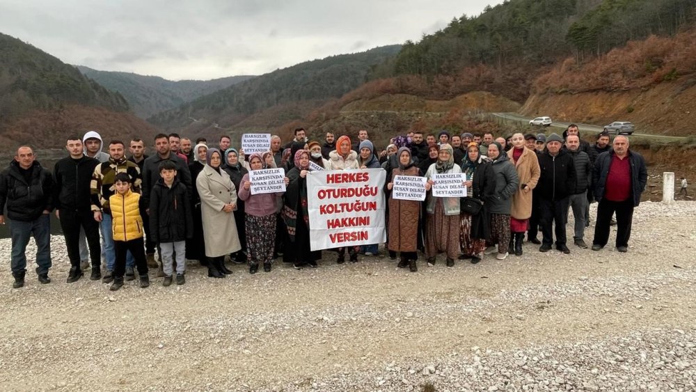 Dolu Olmayan Barajın Suyunu Paylaşmak İstemeyen Mahalleli Dsi’yi Protesto Etti