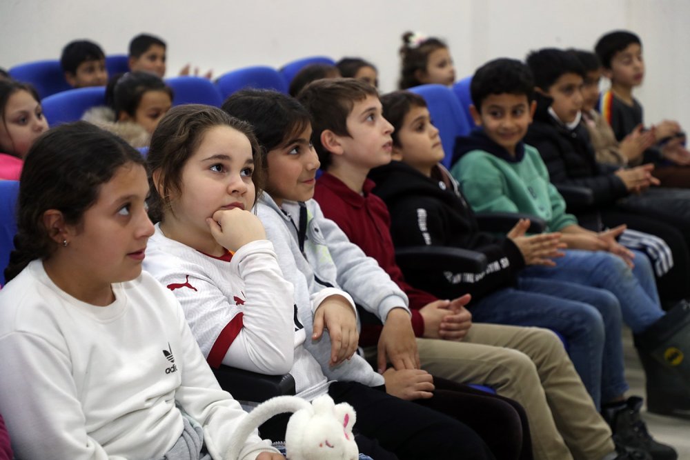 Zabıtadan Okullarda Trafik Eğitimi